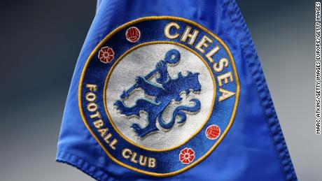 Roman Abramovich, der russische Eigentümer von Chelsea FC, verkauft den Verein nach dem Einmarsch in die Ukraine